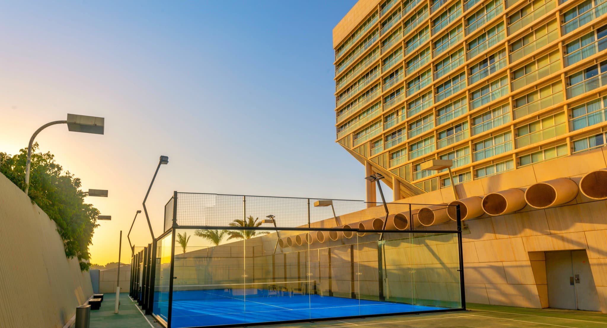 Sheraton Dubai Creek Hotel & Towers padel venue