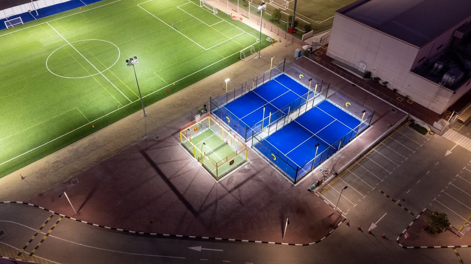 REDLINE PADEL CLUB - AL BARARI padel venue